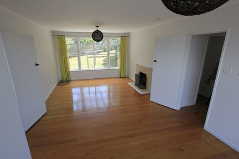 Photo of property in 8 Huxley Place, Glen Innes, Auckland, 1072