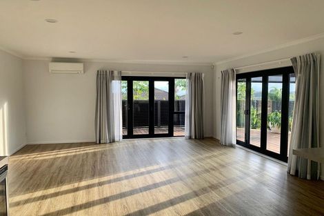 Photo of property in 290 Hill Road, The Gardens, Auckland, 2105
