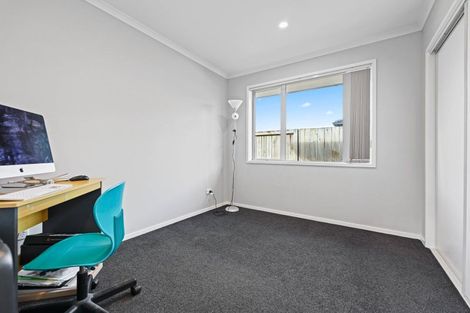 Photo of property in 245 Dixon Road, Fitzroy, Hamilton, 3206