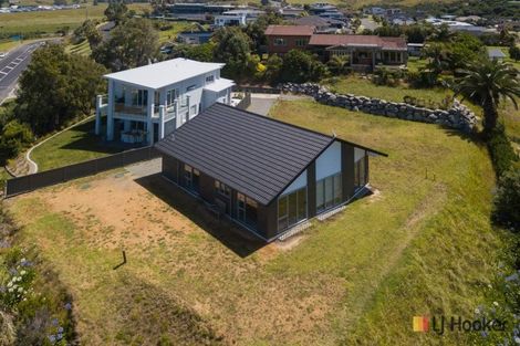 Photo of property in 93b Beach Road, Waihi Beach, 3611