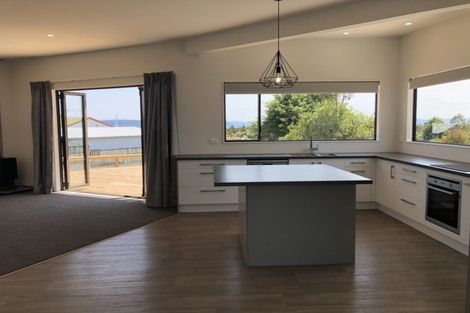 Photo of property in 3 Rowena Crescent, Motuoapa, 3382