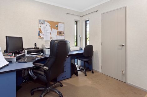 Photo of property in 48 Woodleigh Place, Ohauiti, Tauranga, 3112