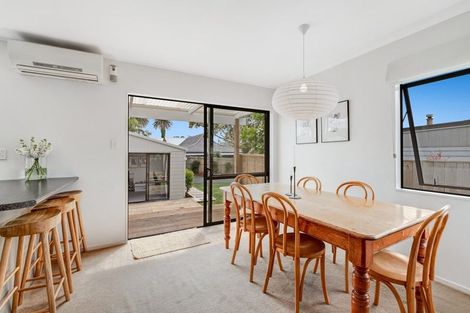 Photo of property in 22a Brixton Road, Manly, Whangaparaoa, 0930