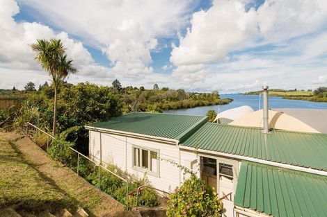 Photo of property in 86 Riverview Road, Kerikeri, 0230