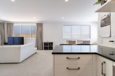 Photo of property in 8 Glide Lane, Whitby, Porirua, 5024