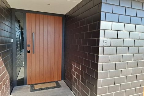 Photo of property in 5 Wheki Lane, Inglewood, 4330