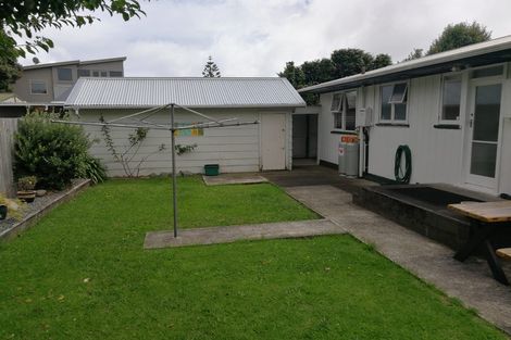 Photo of property in 30 Donovan Road, Paraparaumu Beach, Paraparaumu, 5032