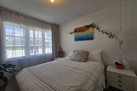 Photo of property in 51a Vodanovich Road, Te Atatu South, Auckland, 0610