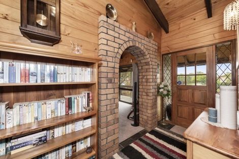 Photo of property in 6 Emma Place, Pukete, Hamilton, 3200