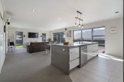Photo of property in 20 Parkvue Drive, Bell Block, New Plymouth, 4312