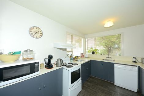 Photo of property in 2/62 Bowhill Road, New Brighton, Christchurch, 8083