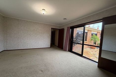 Photo of property in 5 Marina View Drive, West Harbour, Auckland, 0618