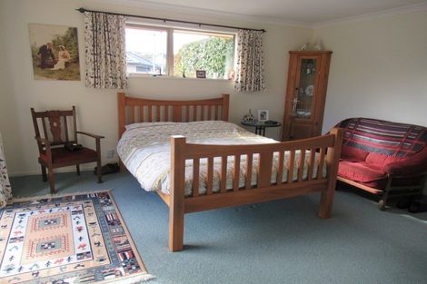 Photo of property in 1 Devonvale Lane, Amberley, 7410