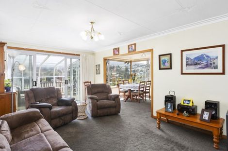 Photo of property in 85 Kaikorai Valley Road, Glenross, Dunedin, 9011