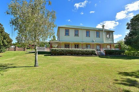 Photo of property in 14 Nelson Street, Helensville, 0800