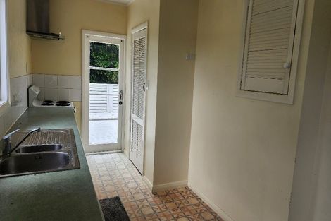 Photo of property in 1/27 Elliott Avenue, Bayview, Auckland, 0629