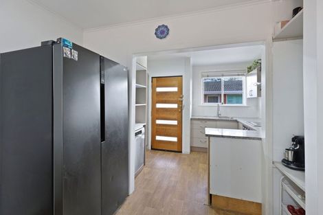 Photo of property in 20b Dale Crescent, Pakuranga, Auckland, 2010