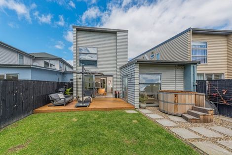 Photo of property in 52 Bomb Point Drive, Hobsonville, Auckland, 0616