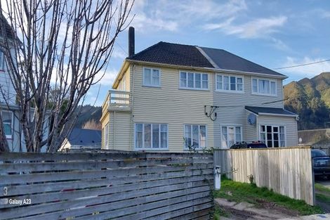 Photo of property in 4 Bertram Grove, Naenae, Lower Hutt, 5011