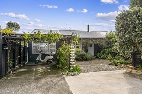 Photo of property in 22 Huia Street, Waikanae, 5036
