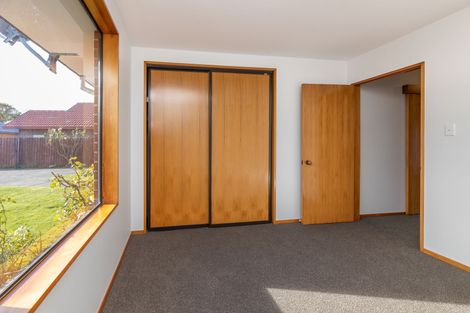 Photo of property in 83 Middlepark Road, Sockburn, Christchurch, 8042