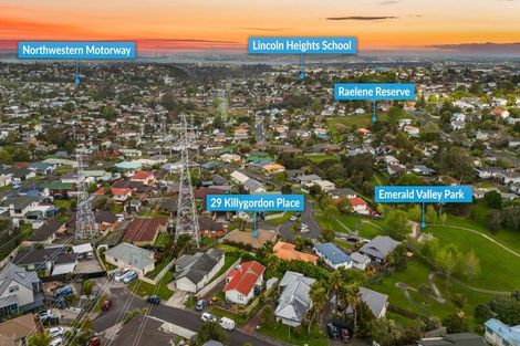 Photo of property in 29 Killygordon Place, Massey, Auckland, 0614