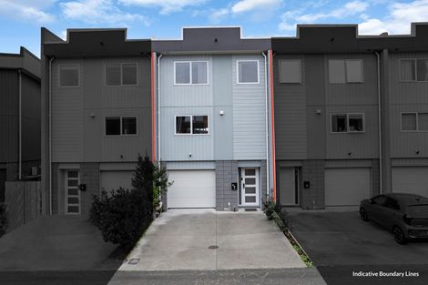 Photo of property in 21 Meritage Lane, Te Atatu South, Auckland, 0610