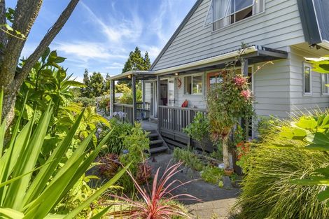 Photo of property in 2 Ely Place, Bethlehem, Tauranga, 3110