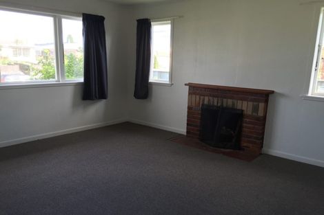 Photo of property in 2/119 Victoria Street West, Onehunga, Auckland, 1061
