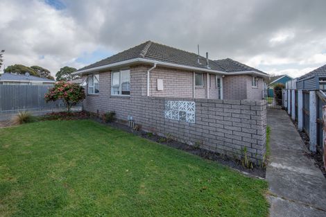 Photo of property in 58 Meon Street, Aranui, Christchurch, 8061