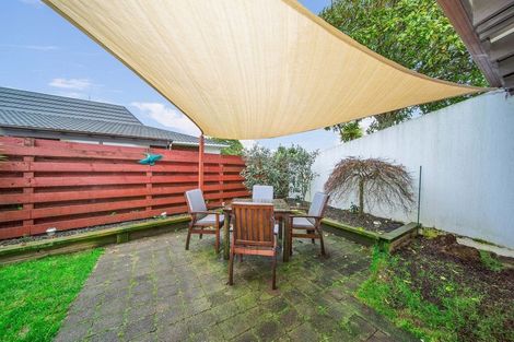 Photo of property in 20 Puketotara Street, Highlands Park, New Plymouth, 4312