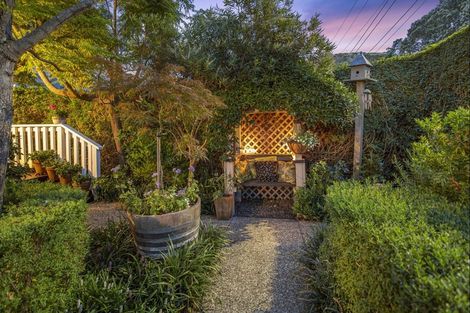 Photo of property in 18 Mountain Road, Mount Wellington, Auckland, 1072