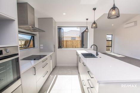 Photo of property in 43 Kotiate Street, Papamoa Beach, Papamoa, 3118