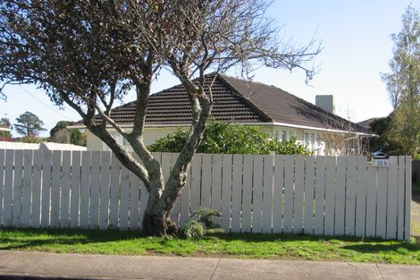 Photo of property in 2/13 Crown Crescent, Otara, Auckland, 2023