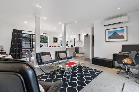 Photo of property in 19c Cooper Crescent, Cambridge, 3434