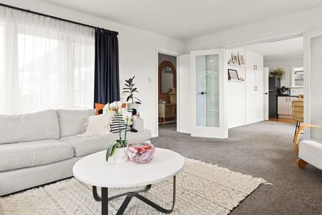 Photo of property in 247 Grahams Road, Bishopdale, Christchurch, 8053