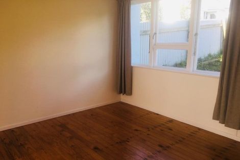 Photo of property in 1b Durham Street, Cannons Creek, Porirua, 5024