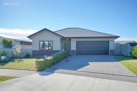 Photo of property in 24 Aroha Street, Pegasus, 7612