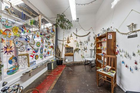 Photo of property in 96 Bridge Street, Eltham, 4322