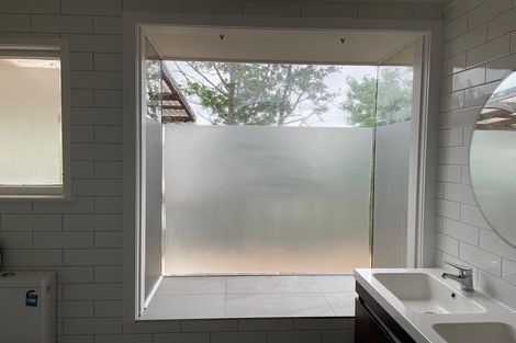 Photo of property in 62a Captain Scott Road, Glen Eden, Auckland, 0602