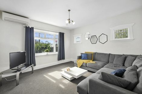 Photo of property in 1/19 Hills Road, Edgeware, Christchurch, 8013
