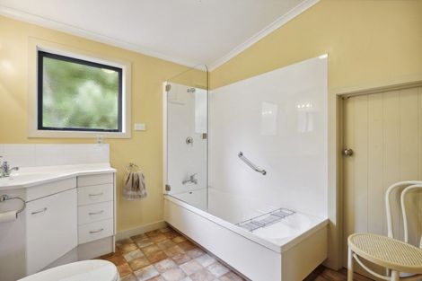 Photo of property in 6 Doon Street, Vauxhall, Dunedin, 9013