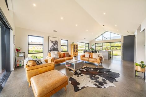 Photo of property in 1158 Maymorn Road, Maymorn, Upper Hutt, 5018