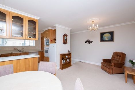 Photo of property in 17 Princes Street, Hawera, 4610