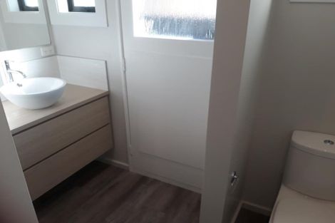 Photo of property in 2/3 Lansbury Avenue, Strowan, Christchurch, 8052