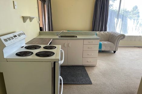 Photo of property in 94 Arran Road, Browns Bay, Auckland, 0630