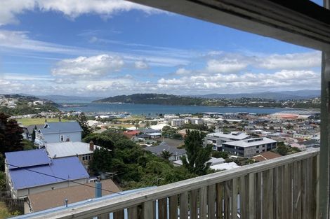 Photo of property in 77 Duncan Terrace, Kilbirnie, Wellington, 6022