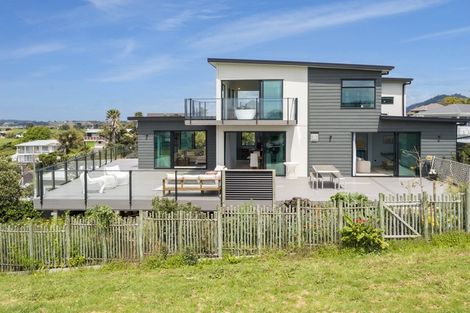Photo of property in 39b The Crescent, Waihi Beach, 3611