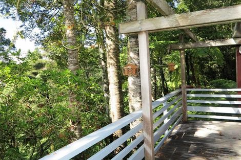 Photo of property in 52 Park Hill Road, Birkenhead, Auckland, 0626