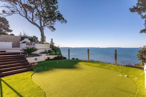 Photo of property in 72 Cliff Road, Torbay, Auckland, 0630